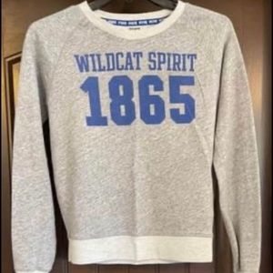 Women’s PINK Wildcat Sweatshirt.   Size S